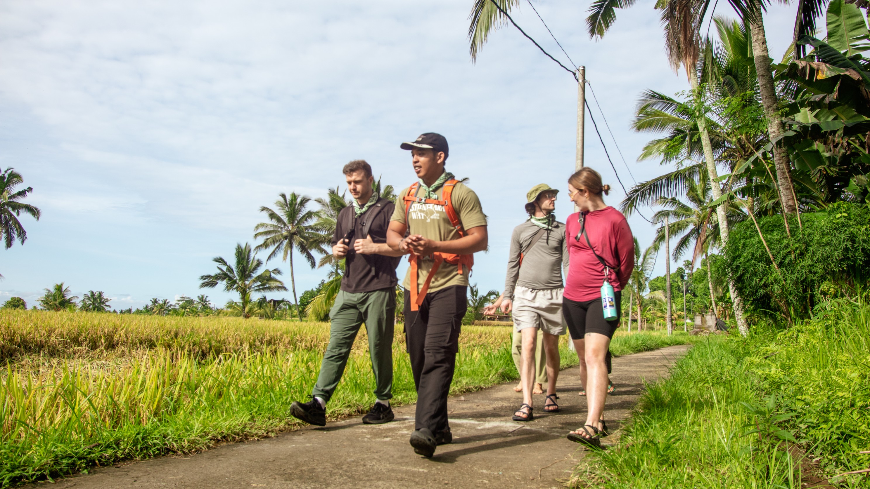 10-daagse wandelbedevaart met de Astungkara Trail, Indonesië 13