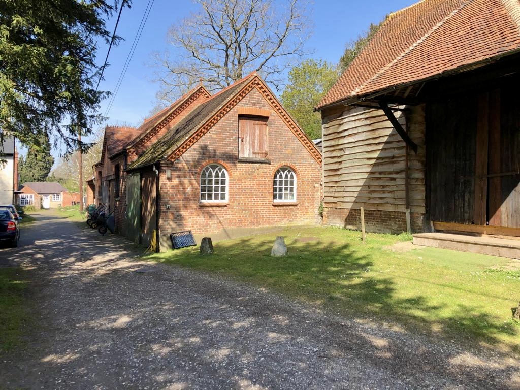 Retiro de Yoga e Meditação de 4 Dias na Páscoa em Oxfordshire 24