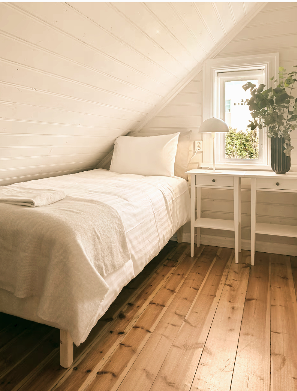 6 Day Magical Winter Wellness Retreat in Reykjavik, Iceland 3