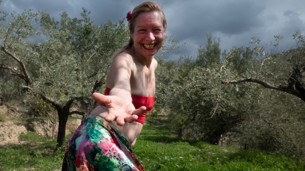 7 Day Somatic Movement and Dance Retreat From Bracing To Inner Sparkle, Spain 2