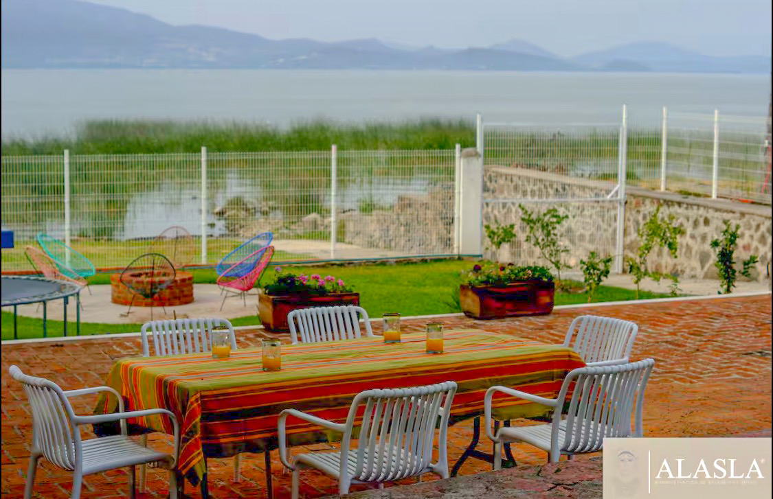 5 Day Lakeside Yoga | Wellness Retreat in Mexico 28